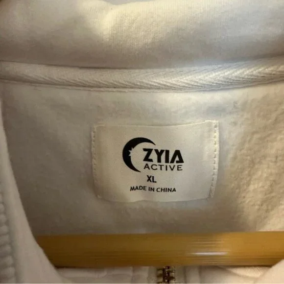 Retired ZYIA Active White Quarter Zip Pullover Women’s Size XL - Picture 5 of 9